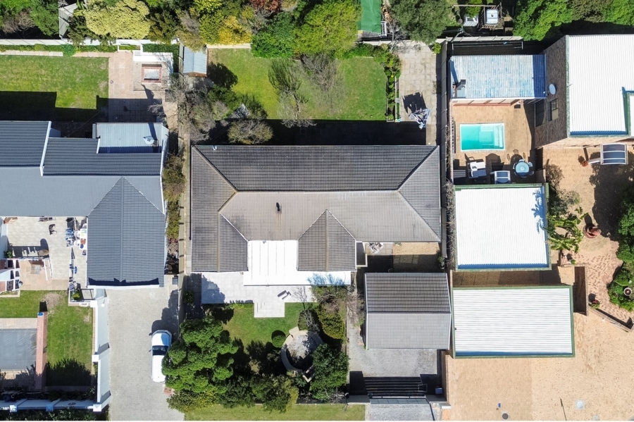 4 Bedroom Property for Sale in Melkbosstrand Central Western Cape